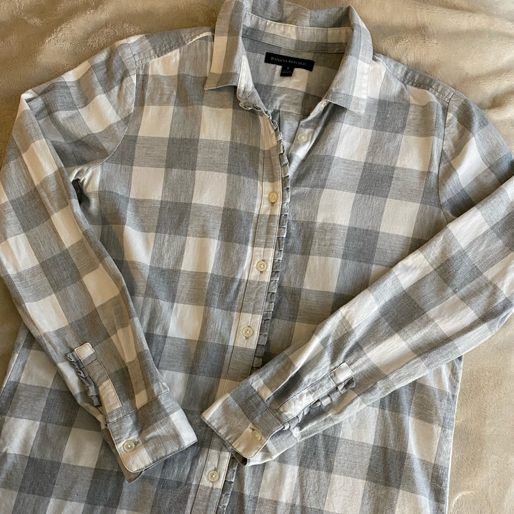 Gray & Beige Banana Republic Button Down